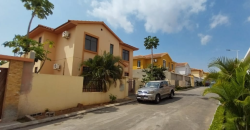 Moradia V5 no condomínio Austin – Camama