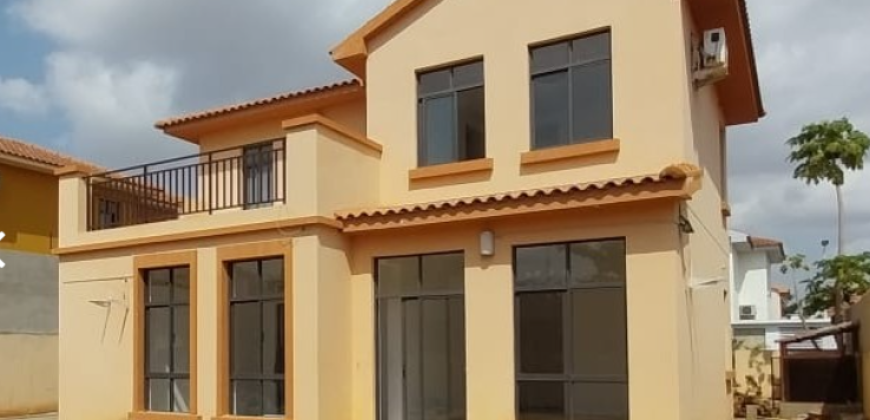 Moradia V5 no condomínio Austin – Camama