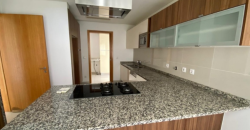 Moradia V3 duplex localizada no condomínio Dalm Residencial Talatona Arrendamento