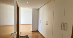 Moradia V3 duplex localizada no condomínio Dalm Residencial Talatona Arrendamento