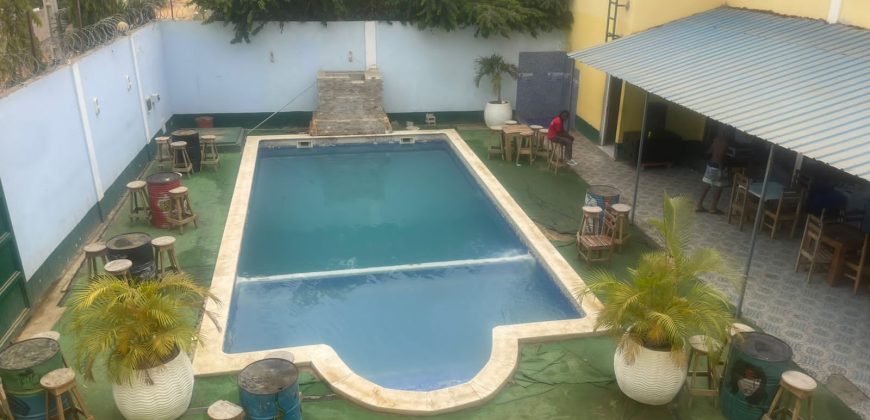 Resort urbano/hospedaria+ terreno adjacente murrado 30/20
