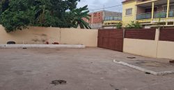 V6 localizado a 2 minutos da via principal do Camama travessa da Unitel 
