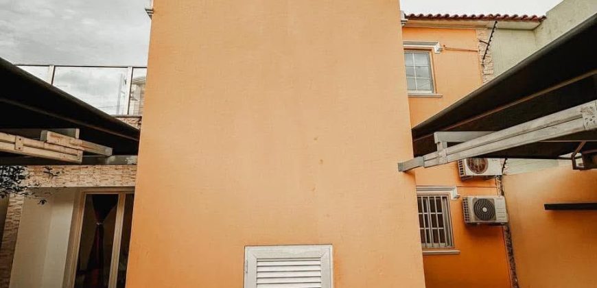 VIVENDA V4 DUPLEX EM TALATONA
