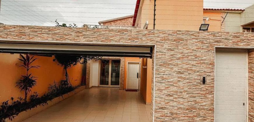 VIVENDA V4 DUPLEX EM TALATONA