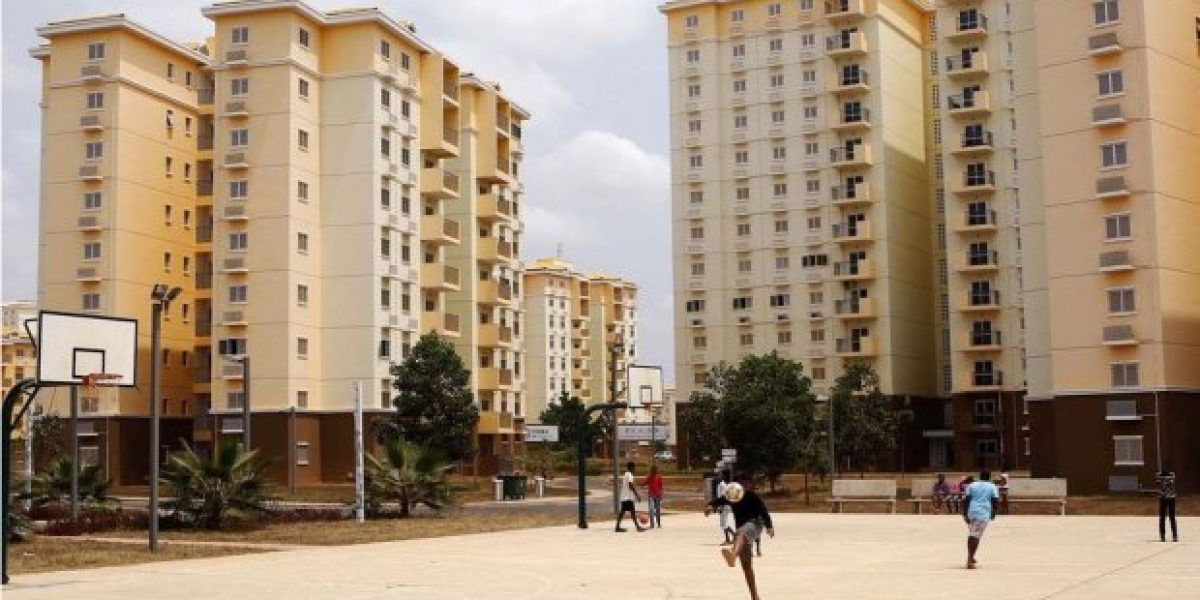 Apartamento T3+1 à Venda – Centralidade do Kilamba