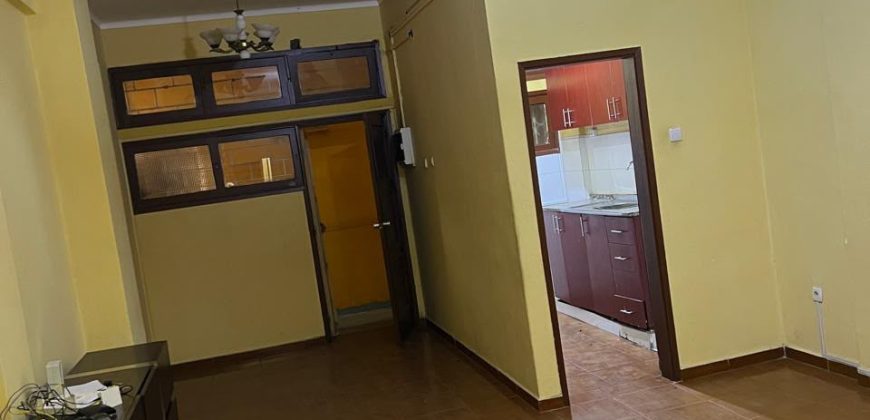 VENDE- SE APARTAMENTO T2 NO RÊS DO CHÃO NA MAIANGA
