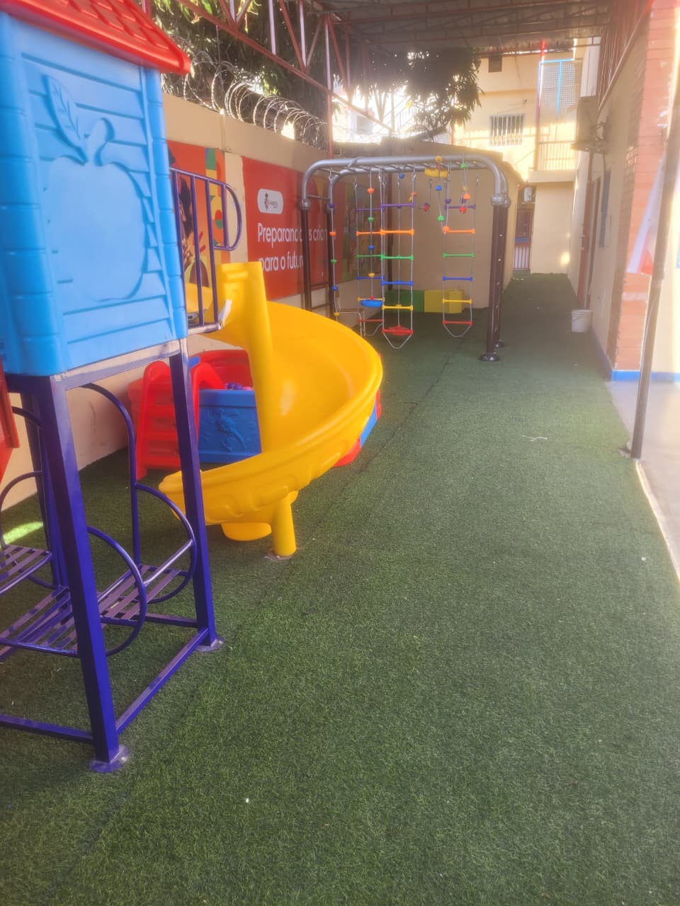 Colégio de 10 salas de aula a venda na Vila Alice
