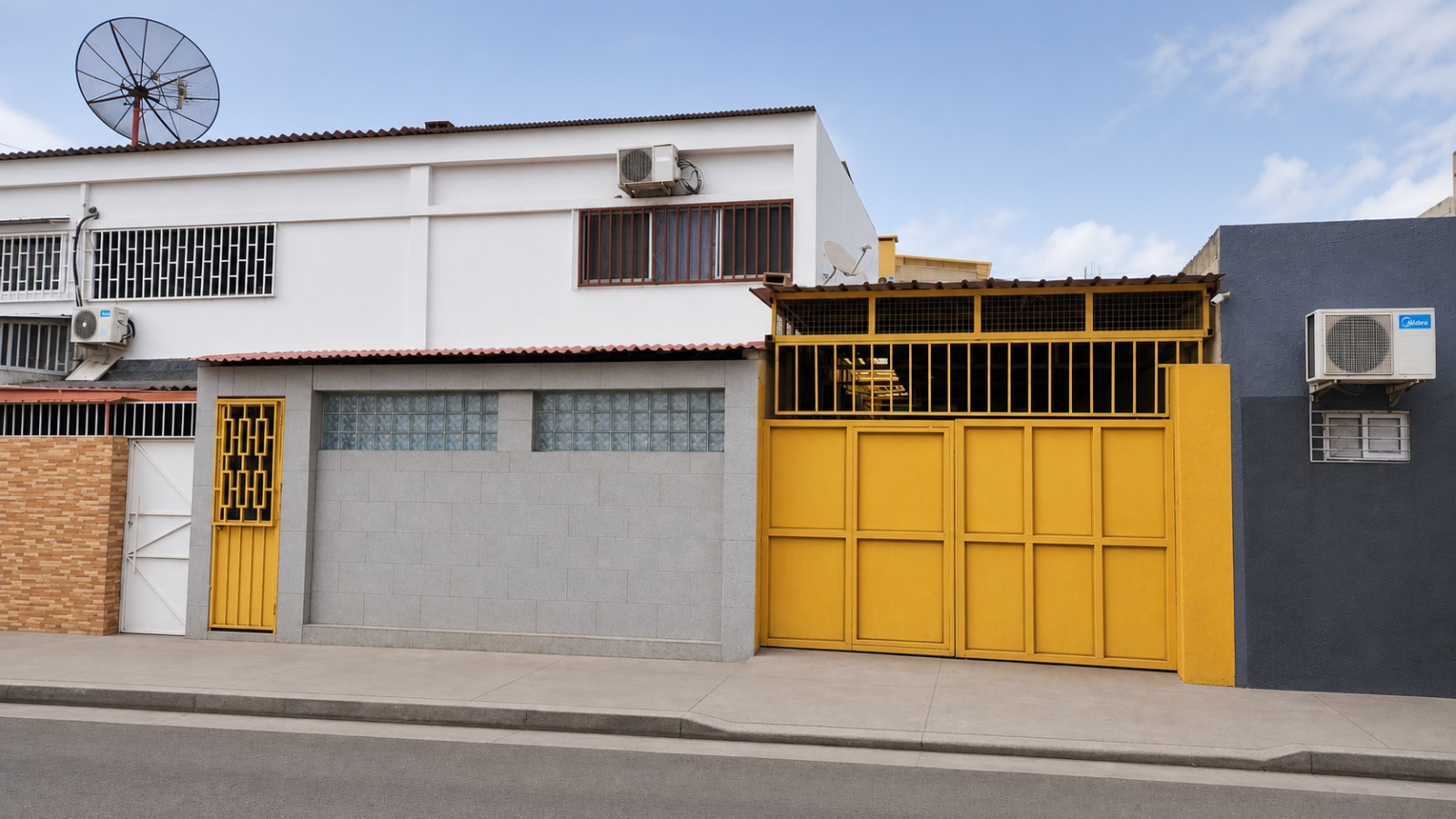 Vivenda T4 Duplex de ponta a venda na Vila Alice