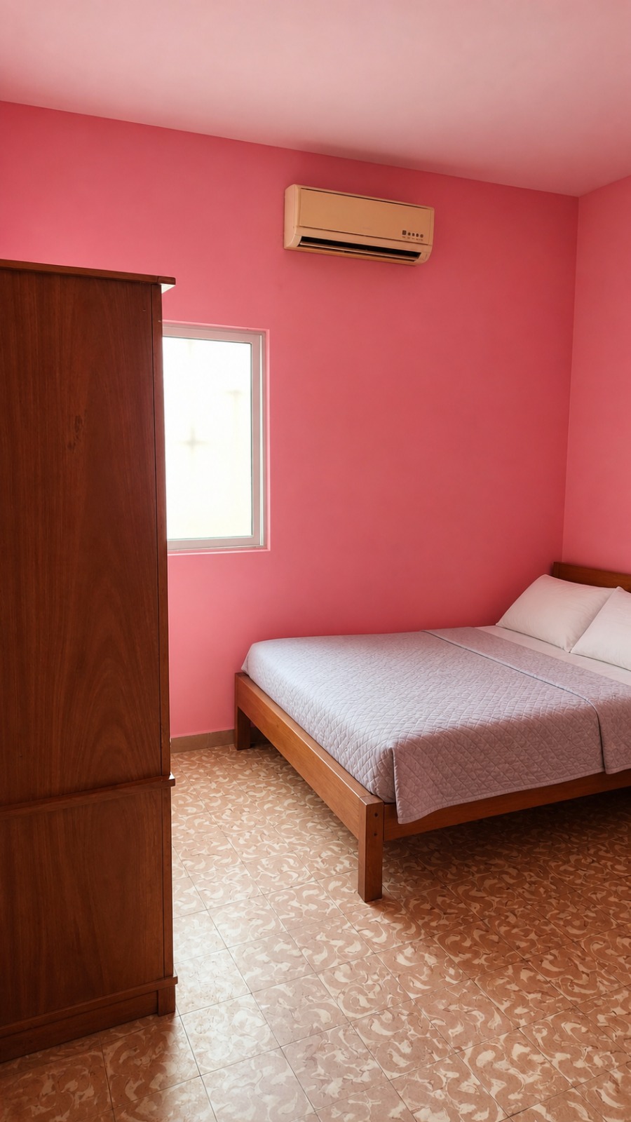 Vivenda T4 Duplex de ponta a venda na Vila Alice
